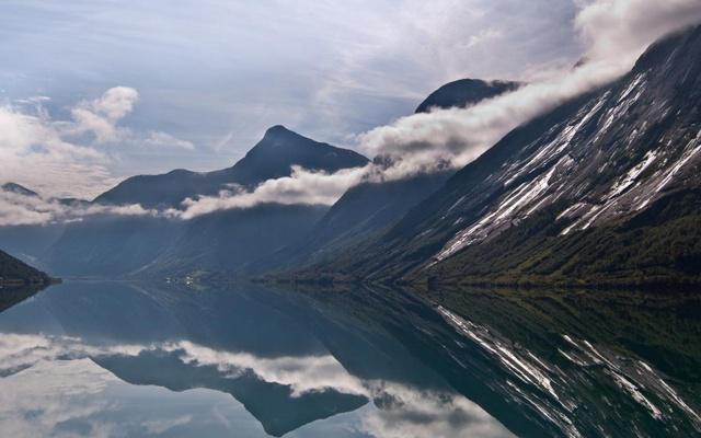 不务正业 这几大生肖超级贪玩
