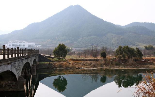 申时出生的女孩富贵命